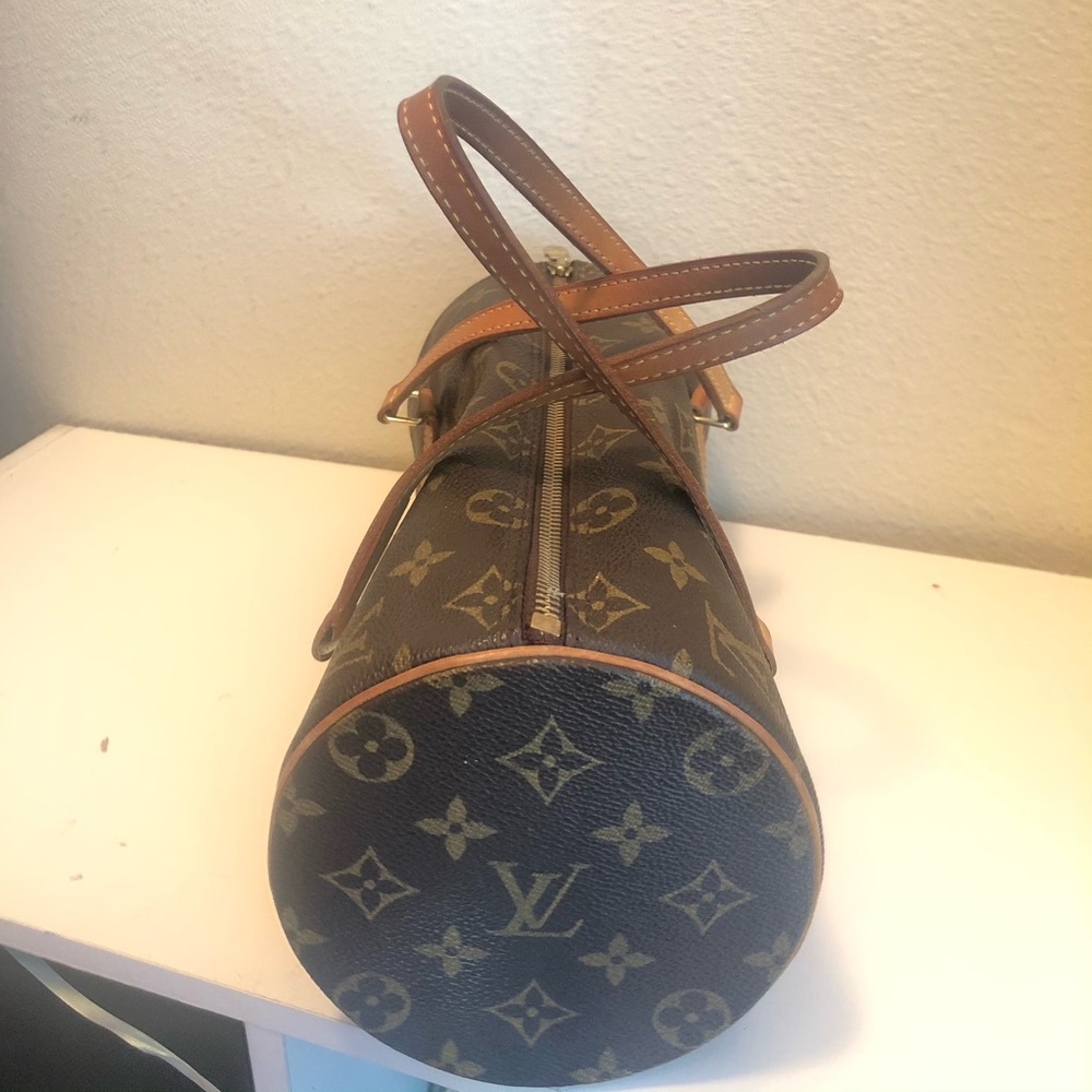 Louis Vuitton Papillon 26
